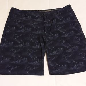 Men's golf shorts